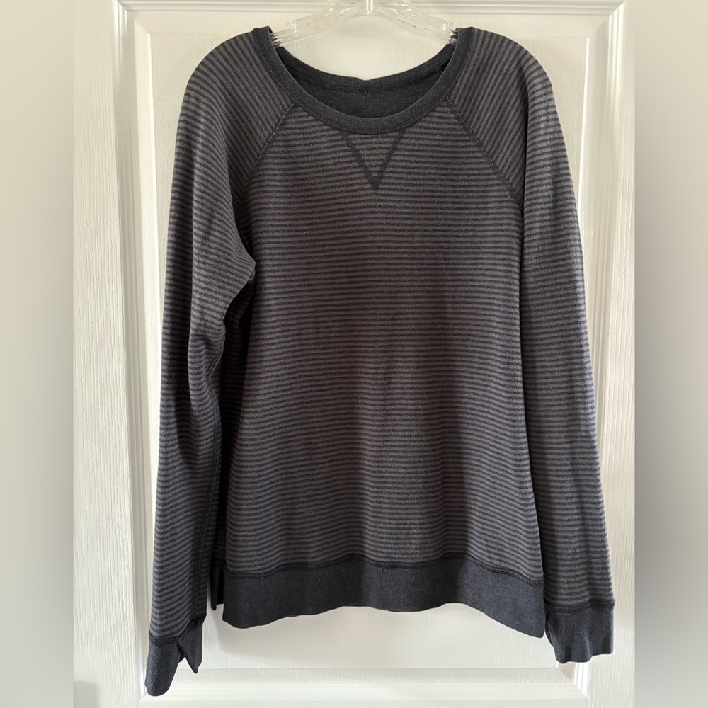 Lululemon Reversible Striped Black and Gray Crew
